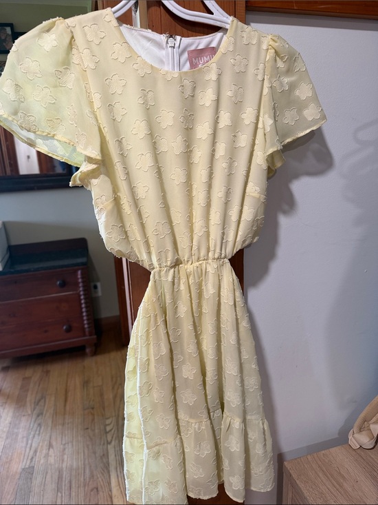 Show Me Your MuMu Dresses & Skirts - Show Me Your MuMu Pale Yellow Floral Midi Dress